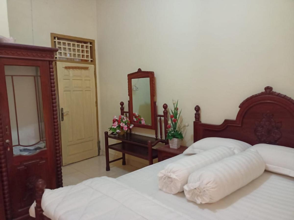Fermana Homestay Painan Экстерьер фото