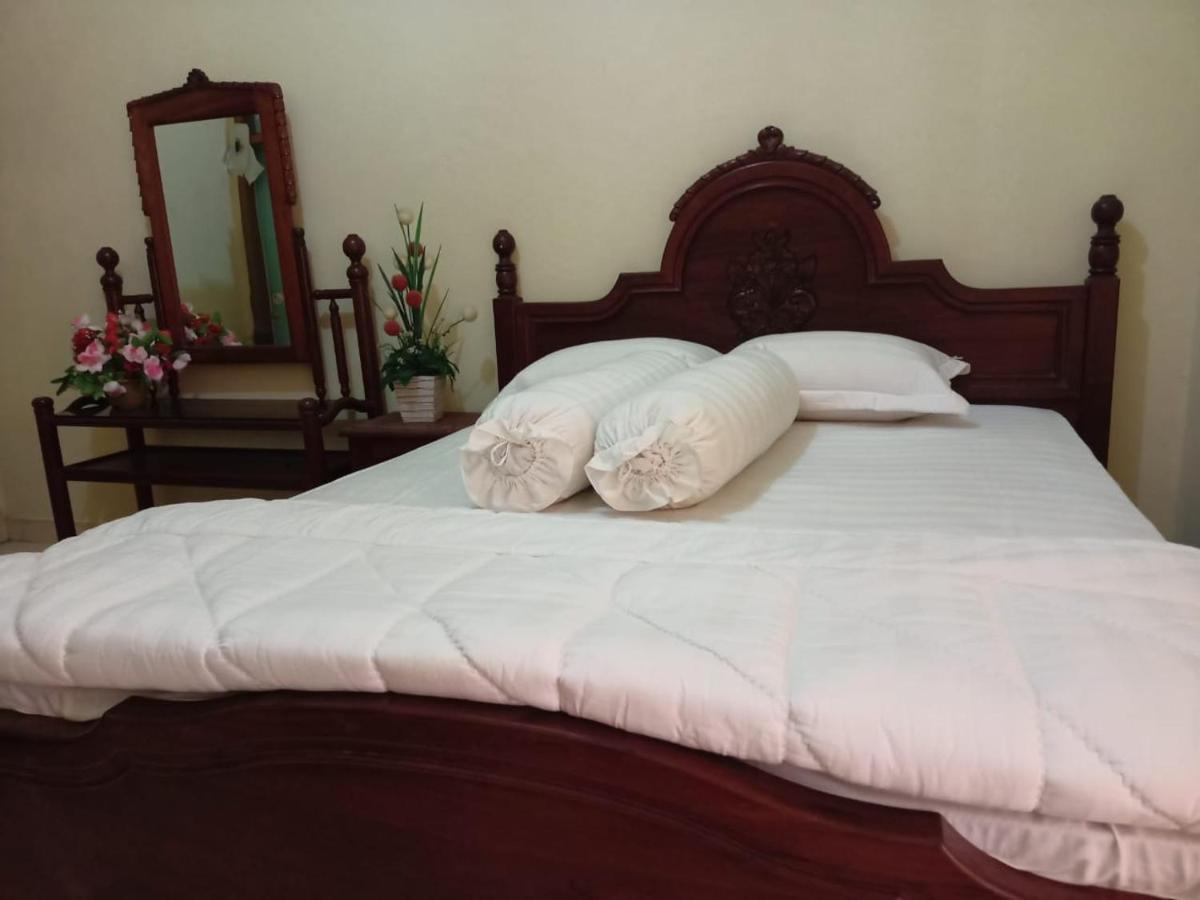 Fermana Homestay Painan Экстерьер фото
